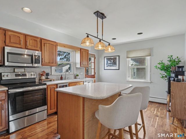 39 Walter Avenue, Norwalk, CT 06851