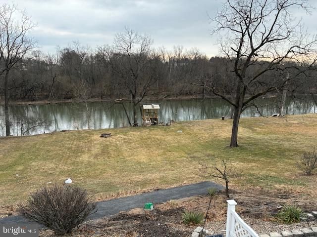 141 SHATTO DRIVE, Carlisle, PA 17013