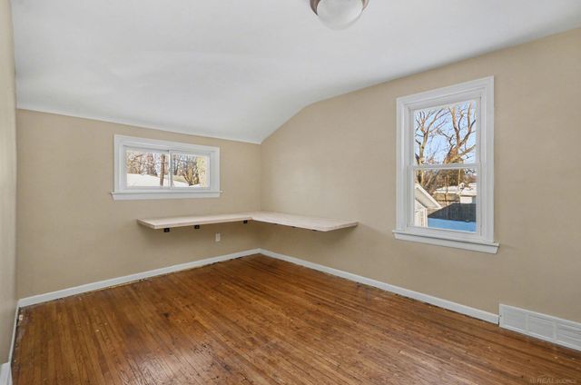 28925 Rosebriar Street, Saint Clair Shores, MI 48081