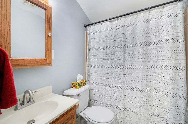 28925 Rosebriar Street, Saint Clair Shores, MI 48081