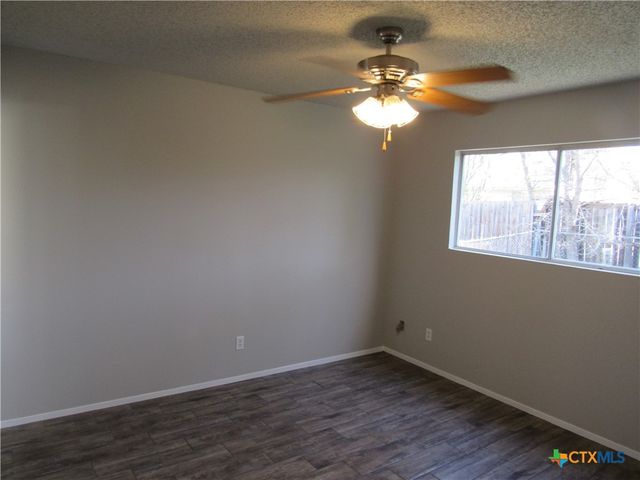 3703 Holbert, Killeen, TX 76543