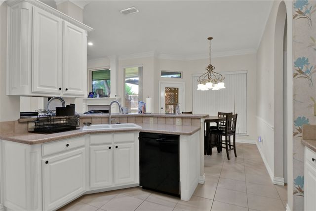 4119 Timberbrook Court, Arlington, TX 76015