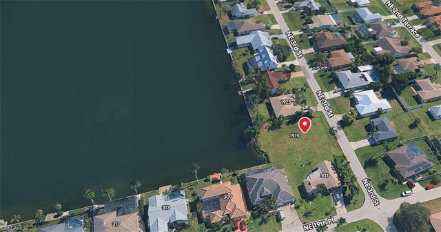 1919 NE 3rd ST, Cape Coral, FL 33909