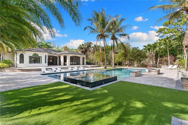 4501 3rd AVE SW, Naples, FL 34119