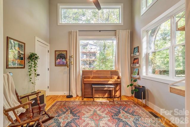 42 Salola Street, Asheville, NC 28806