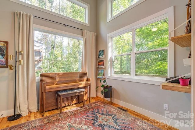 42 Salola Street, Asheville, NC 28806