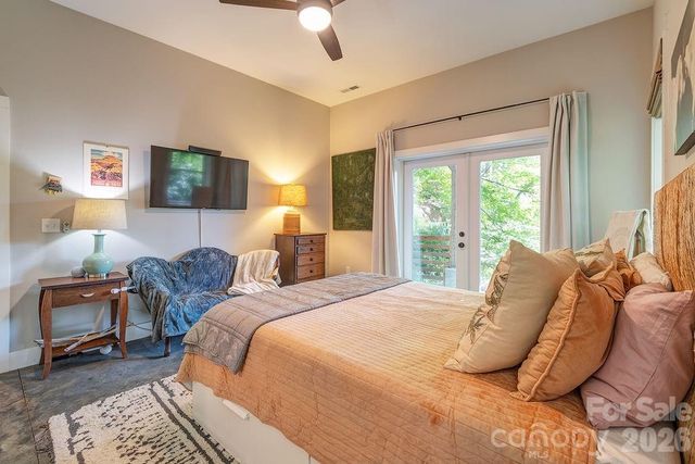42 Salola Street, Asheville, NC 28806