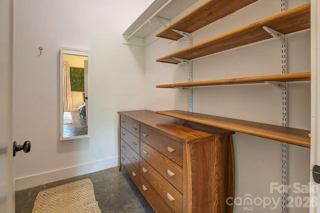 42 Salola Street, Asheville, NC 28806