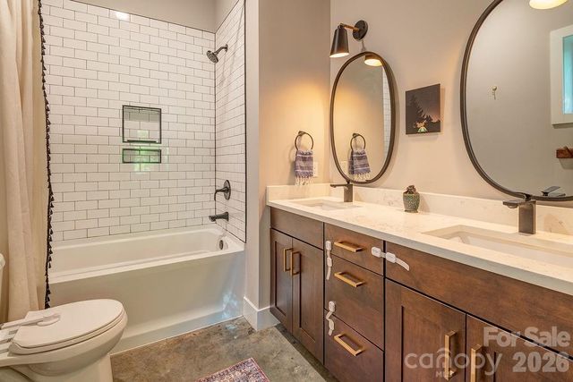 42 Salola Street, Asheville, NC 28806