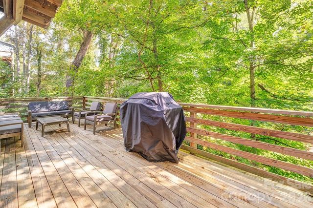 42 Salola Street, Asheville, NC 28806