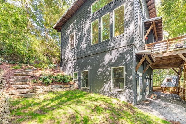 42 Salola Street, Asheville, NC 28806