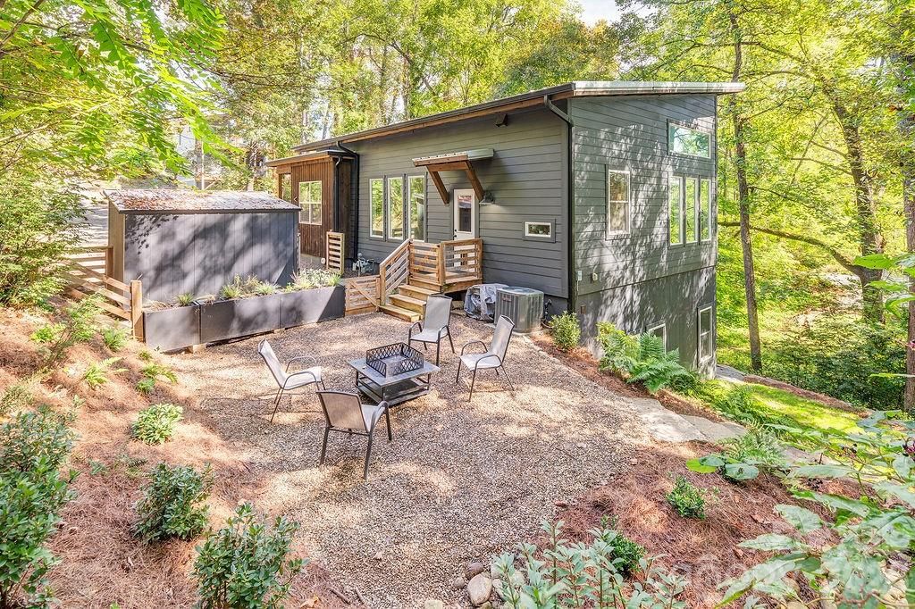 42 Salola Street, Asheville, NC 28806