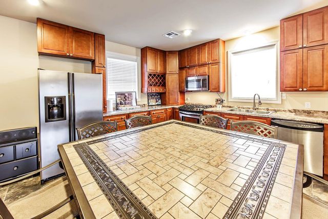 272 Tulip Dr, Houma, LA 70360