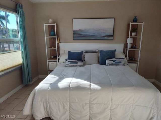 2350 W 1st ST 203, Fort Myers, FL 33901