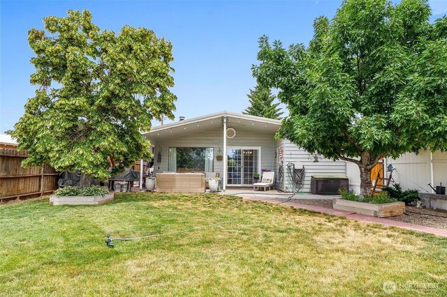 407 Offut Drive, Moses Lake, WA 98837