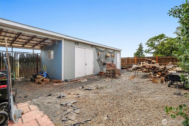 407 Offut Drive, Moses Lake, WA 98837