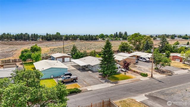 407 Offut Drive, Moses Lake, WA 98837