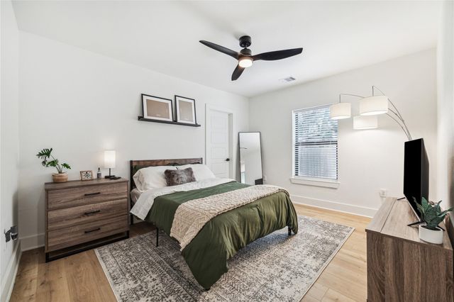 4603 Farmer Street, Houston, TX 77020