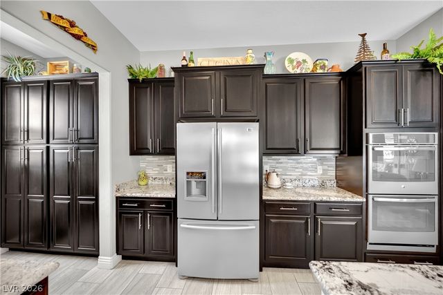 9802 Yellow Shadow Avenue, Las Vegas, NV 89149