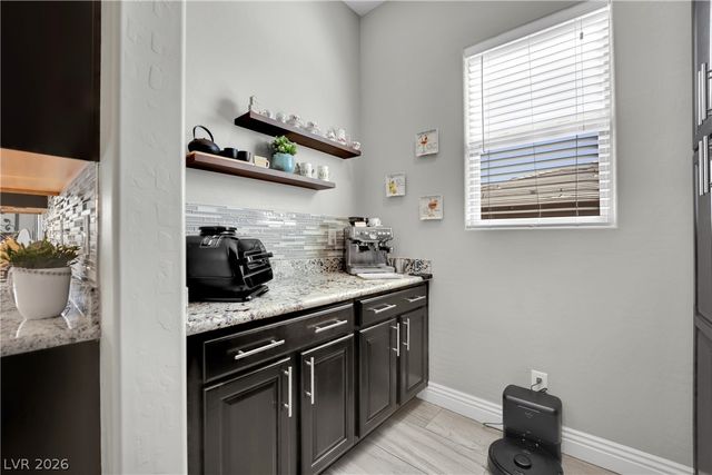 9802 Yellow Shadow Avenue, Las Vegas, NV 89149