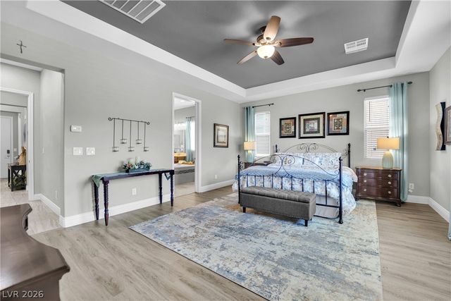 9802 Yellow Shadow Avenue, Las Vegas, NV 89149