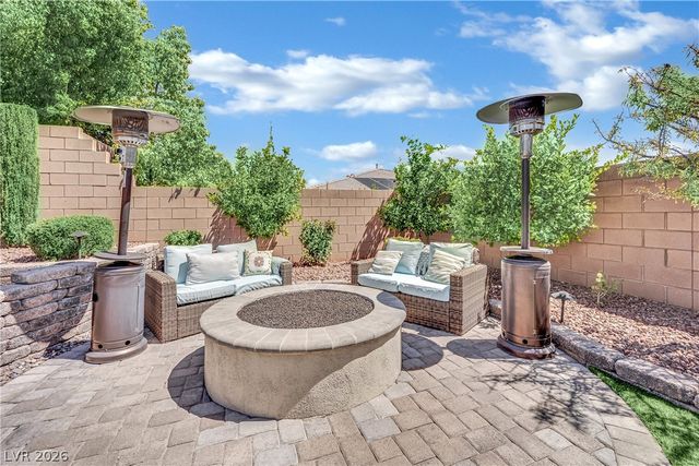 9802 Yellow Shadow Avenue, Las Vegas, NV 89149
