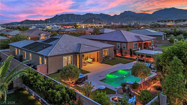 9802 Yellow Shadow Avenue, Las Vegas, NV 89149