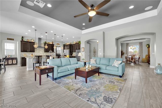 9802 Yellow Shadow Avenue, Las Vegas, NV 89149