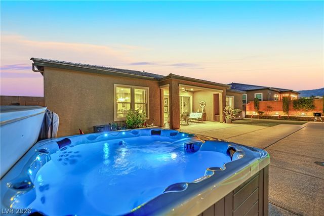 9802 Yellow Shadow Avenue, Las Vegas, NV 89149