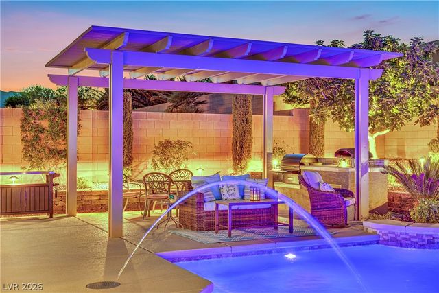 9802 Yellow Shadow Avenue, Las Vegas, NV 89149