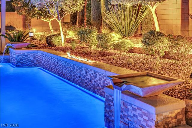 9802 Yellow Shadow Avenue, Las Vegas, NV 89149