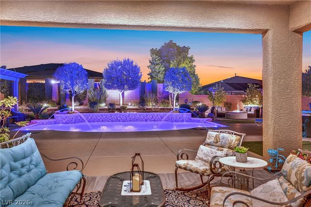9802 Yellow Shadow Avenue, Las Vegas, NV 89149