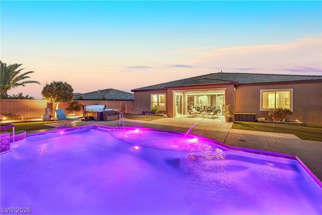 9802 Yellow Shadow Avenue, Las Vegas, NV 89149