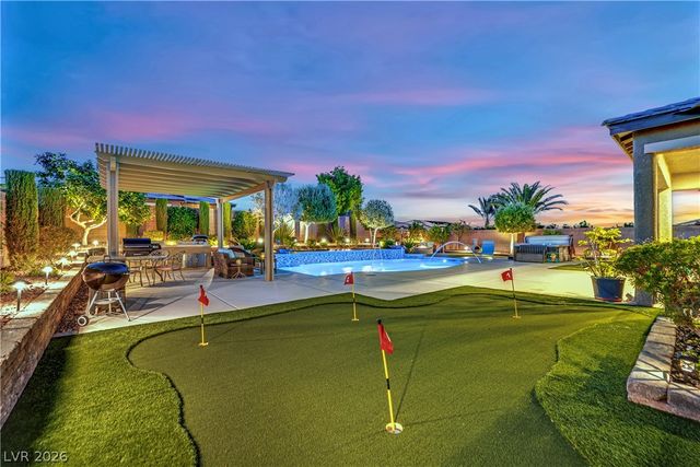 9802 Yellow Shadow Avenue, Las Vegas, NV 89149