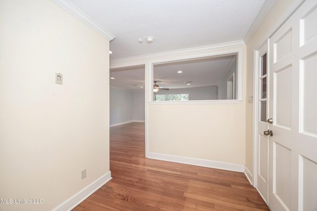 416 Jackson Avenue, Ocean Springs, MS 39564