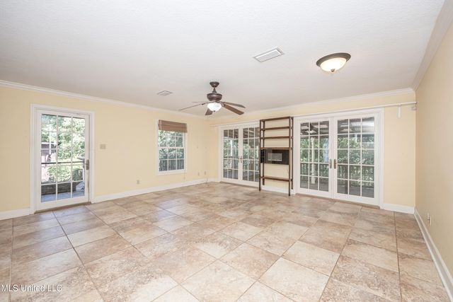 416 Jackson Avenue, Ocean Springs, MS 39564