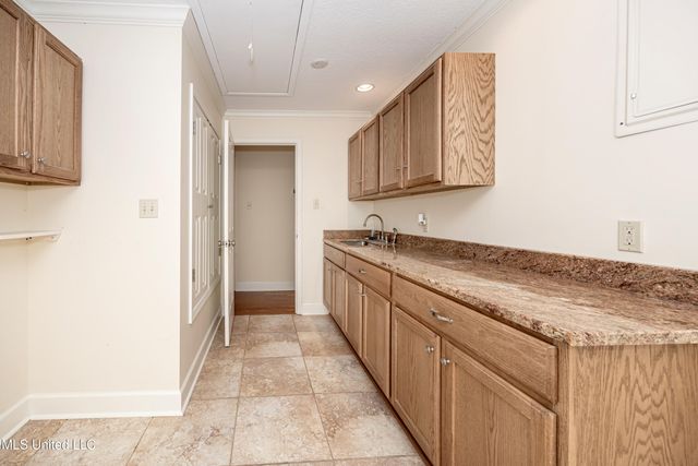 416 Jackson Avenue, Ocean Springs, MS 39564