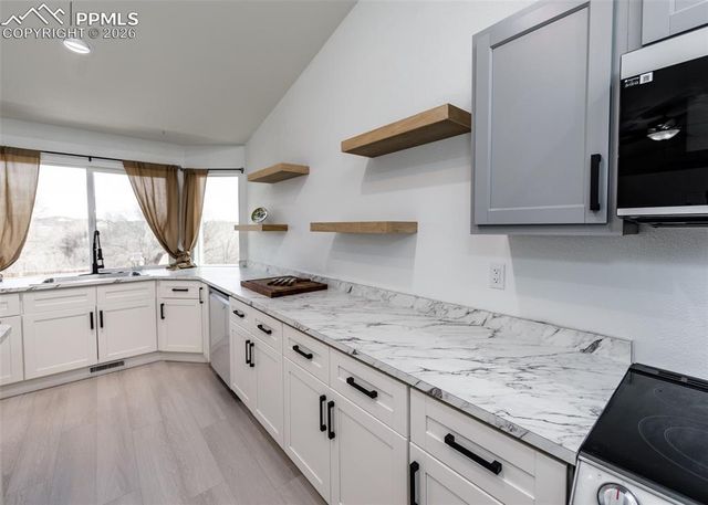 7524 Lake Avenue, Fountain, CO 80817