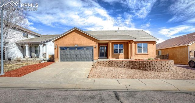 7524 Lake Avenue, Fountain, CO 80817