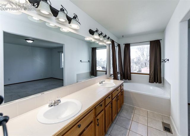 7524 Lake Avenue, Fountain, CO 80817