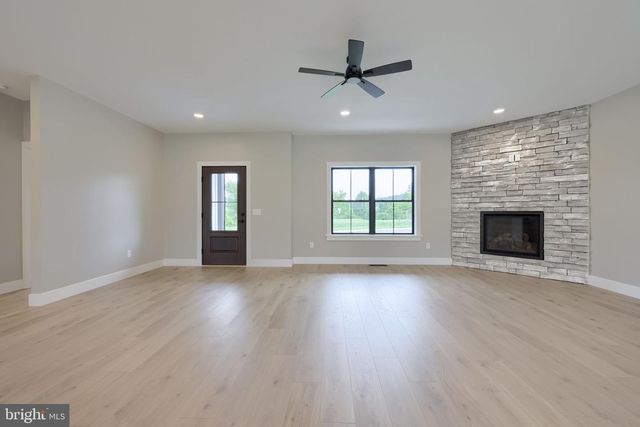 106 GROVE LANE, Myerstown, PA 17067