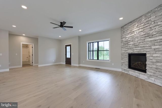106 GROVE LANE, Myerstown, PA 17067