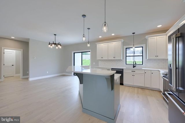 106 GROVE LANE, Myerstown, PA 17067