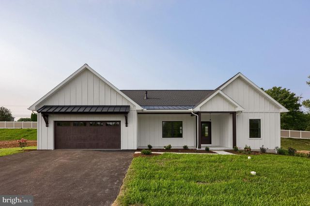 106 GROVE LANE, Myerstown, PA 17067