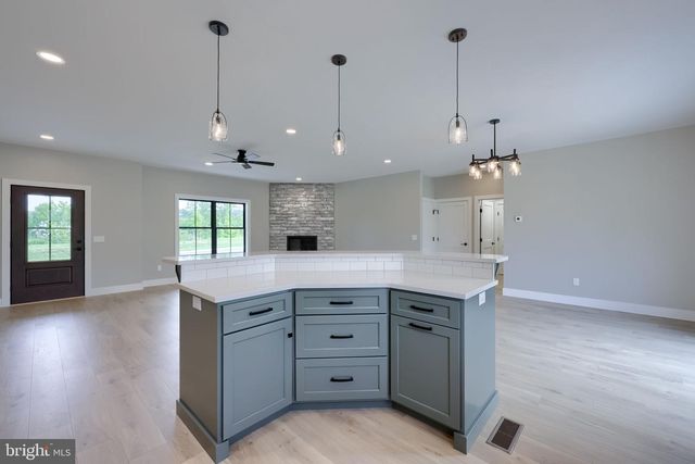 106 GROVE LANE, Myerstown, PA 17067