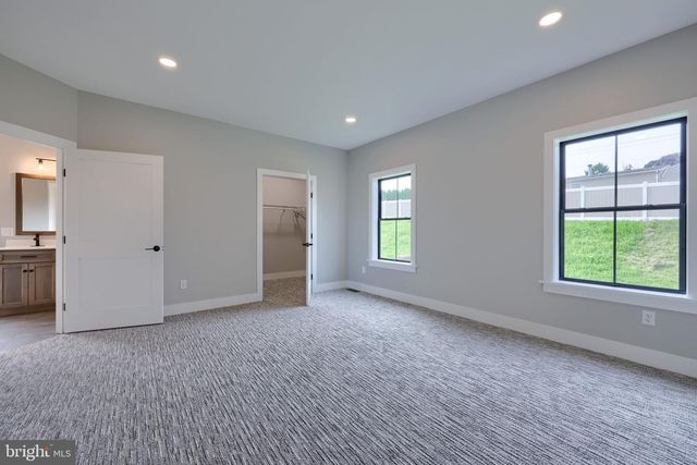 106 GROVE LANE, Myerstown, PA 17067