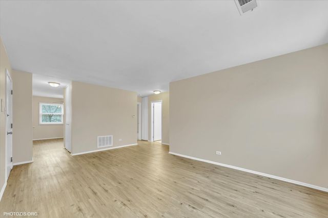 4032 216th Street 1W, Matteson, IL 60443