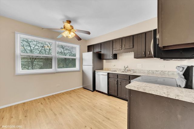 4032 216th Street 1W, Matteson, IL 60443