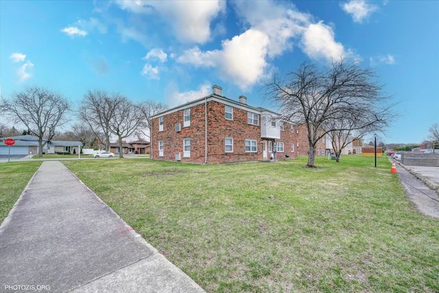 4032 216th Street 1W, Matteson, IL 60443