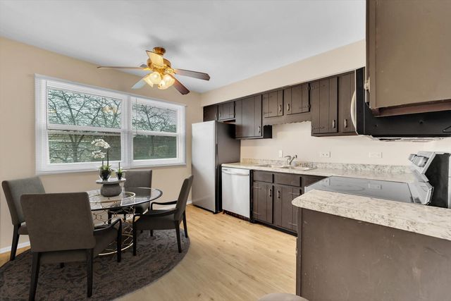 4032 216th Street 1W, Matteson, IL 60443